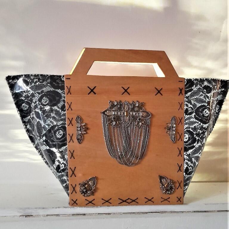 63e0be3372e7e5a847cce7d3Atelier sac cabas dentelle samedi 9 septembre 2023 à la Cité de la dentelle et de la mode avec Peggy Charles BD.jpg