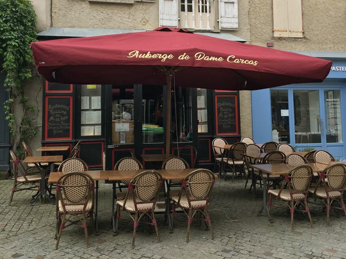 AUBERGE-DE-DAME-CARCAS-2.jpg