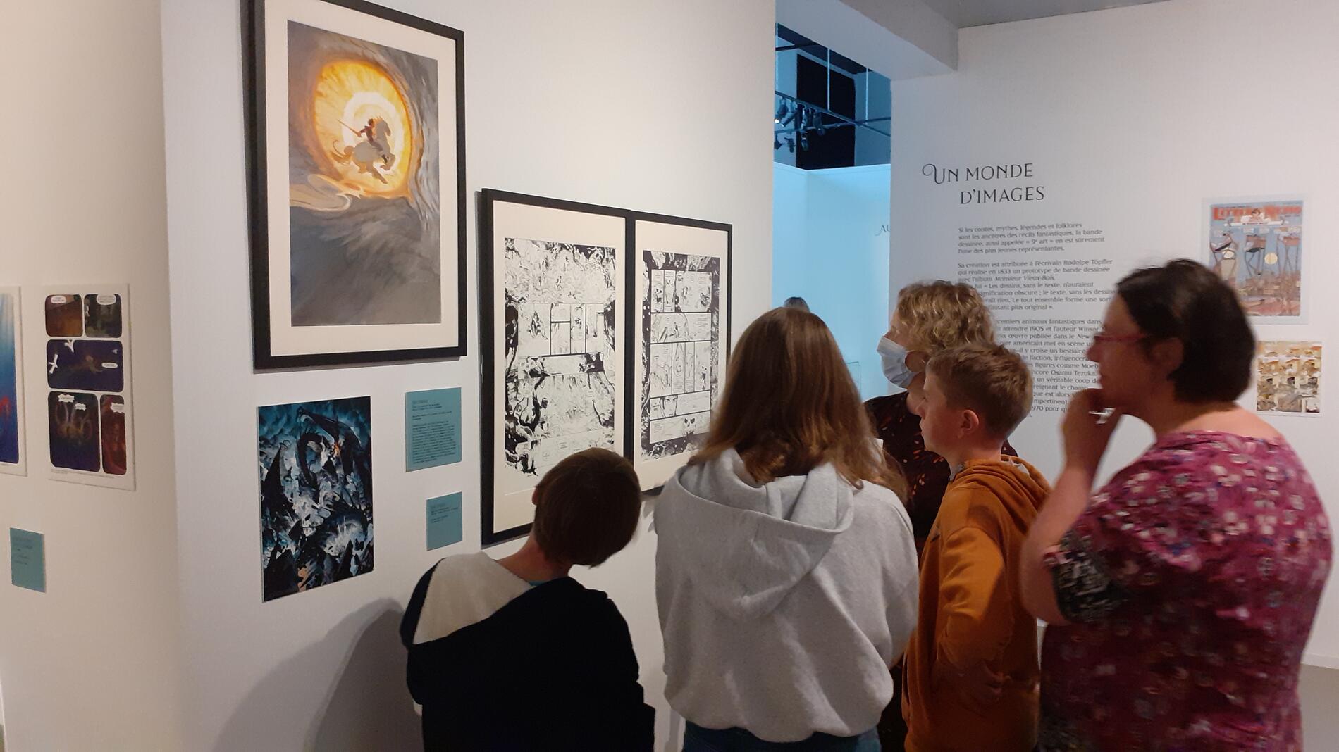 visite de l'expo Créatures.jpg
