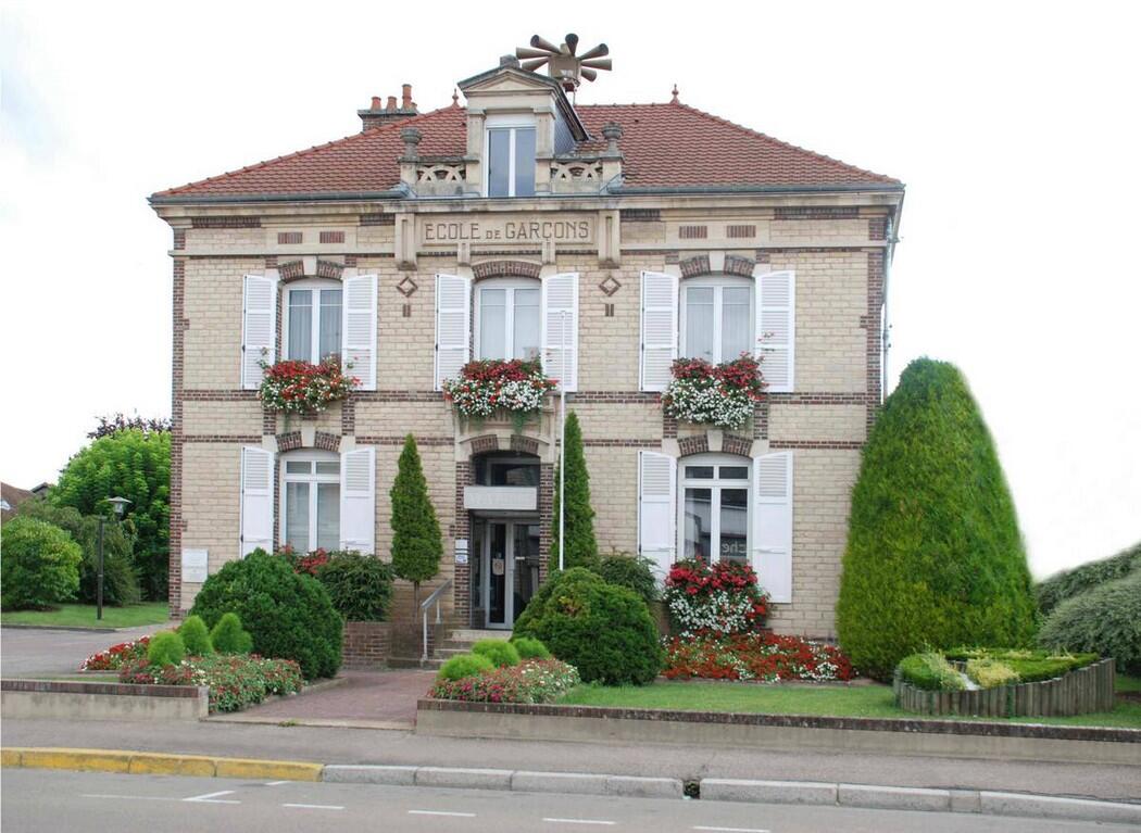 mairie bréviandes.jpg