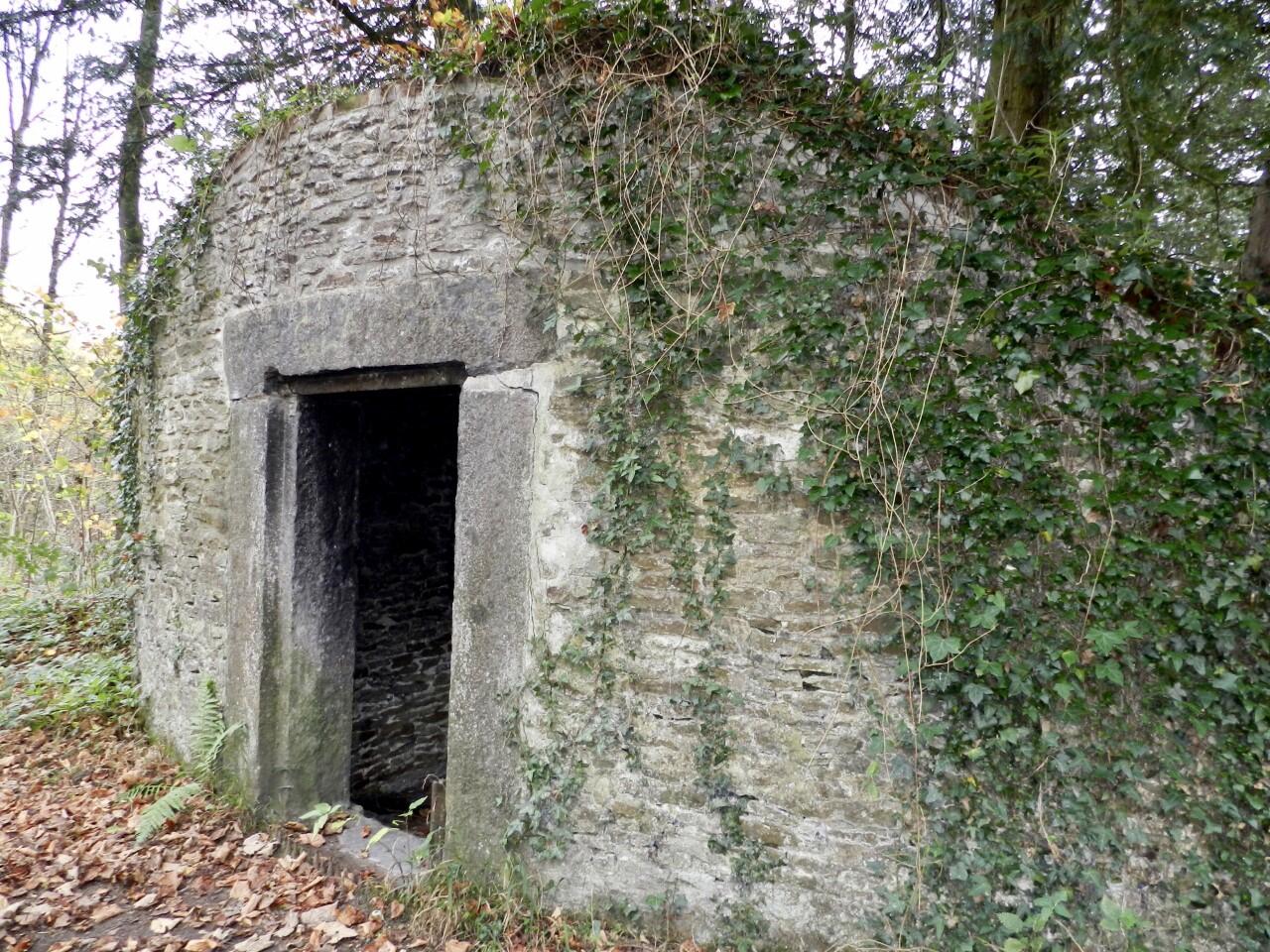 Glacière Ermitage.jpg