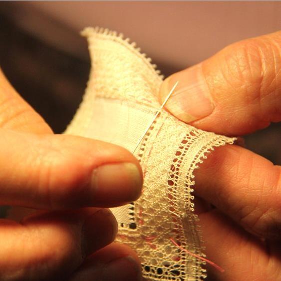 Atelier dentelle main CIDM 10 septembre.jpg