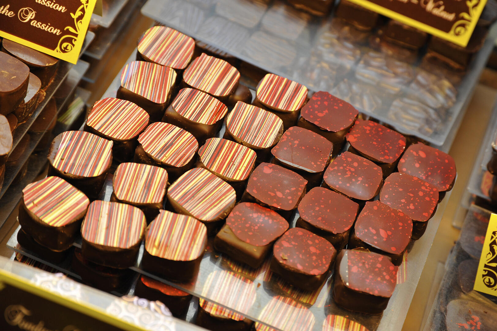 Chocolaterie De Meyer (page 10).JPG