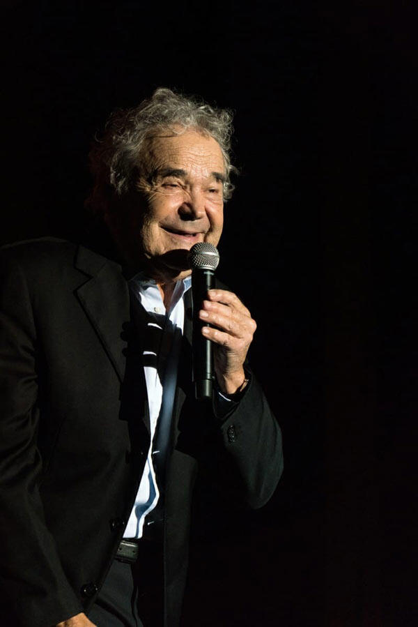 PIERRE-PERRET_4300537276300970308.jpg