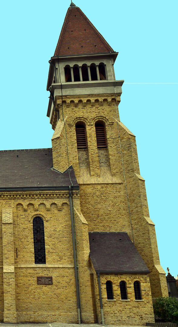 Eglise des Hemmes-de-Marck recadrée .jpg