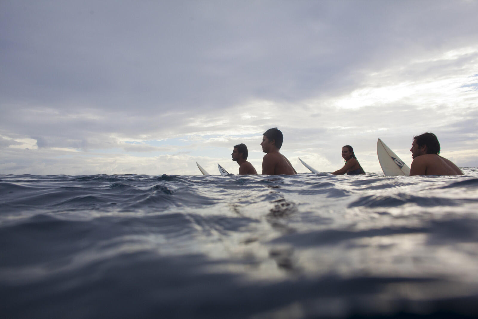 surfeurs de tahiti © Tahiti Tourisme.jpg