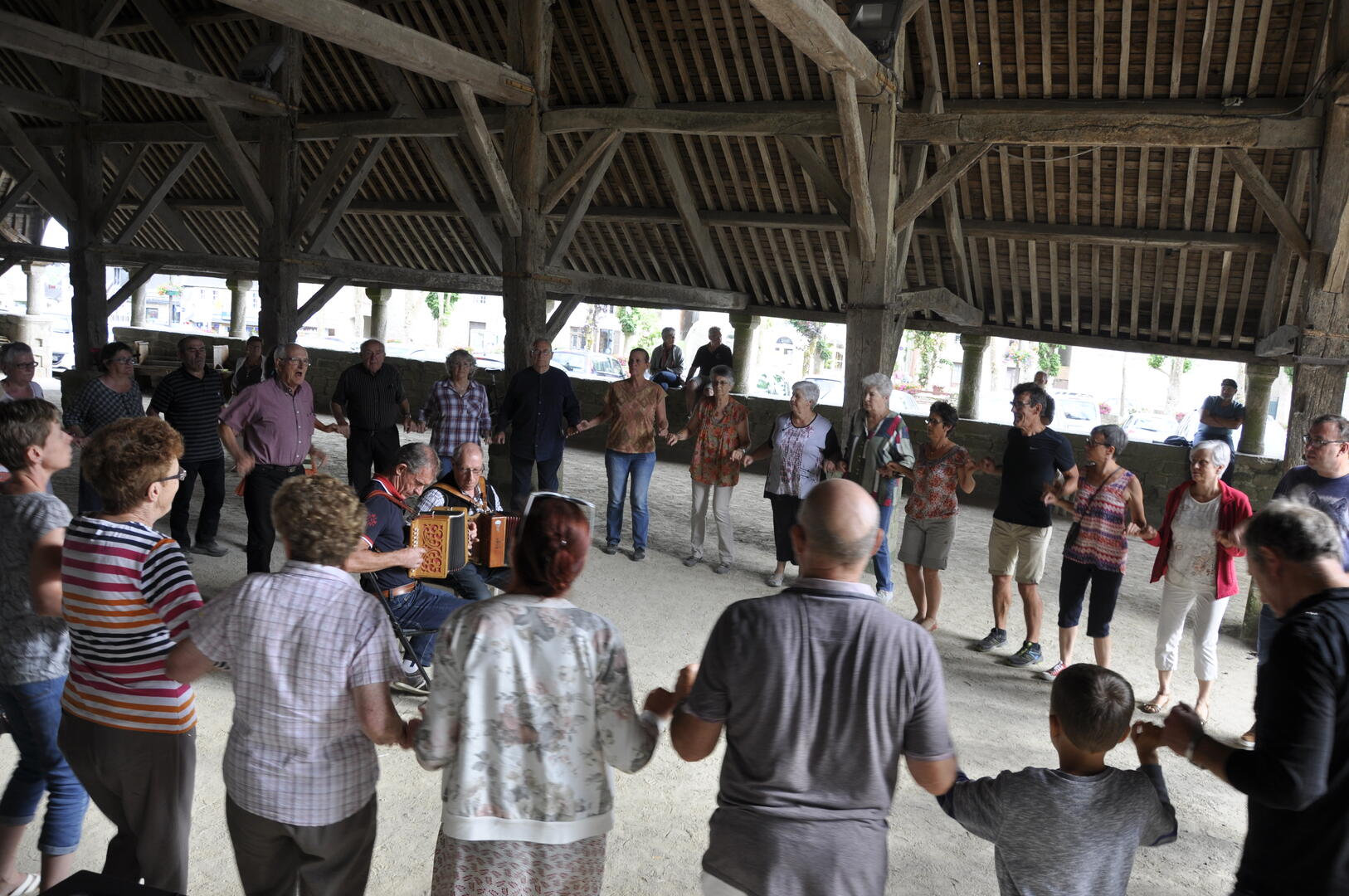 initiation danses bretonnes - 13-07-2017 - ©OTPRM (30).JPG