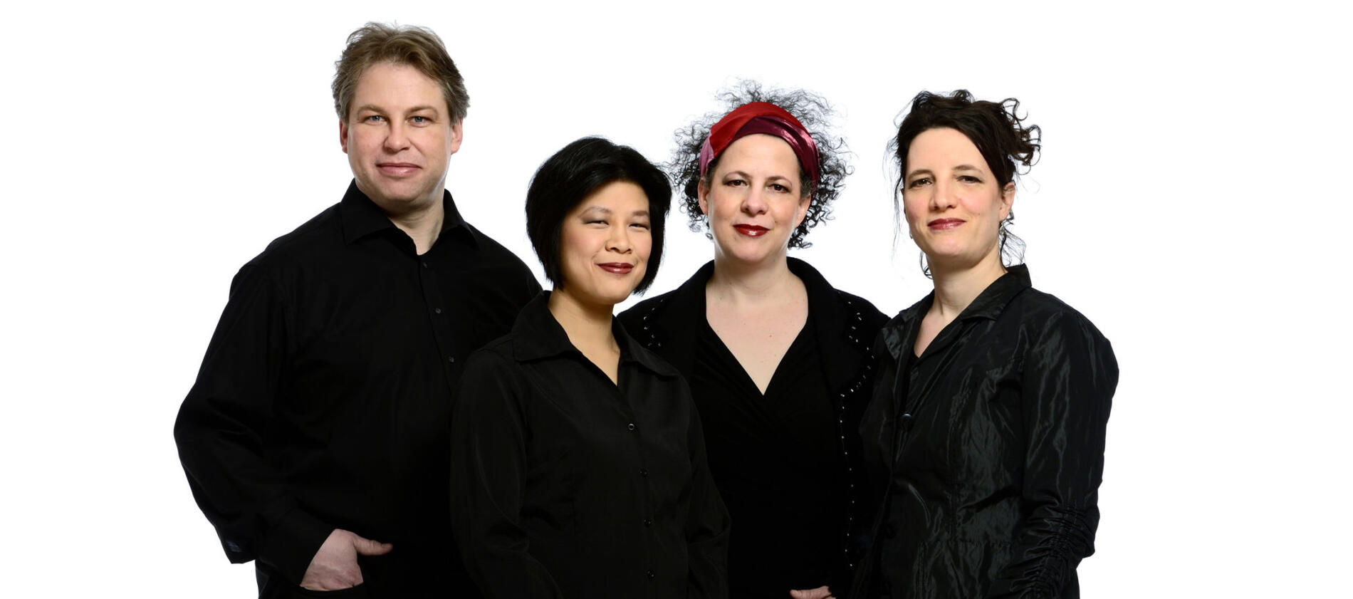 Quatuor-Bozzini-2-c.-Michael-Slobodian-e1592318569602-1920x850.jpg