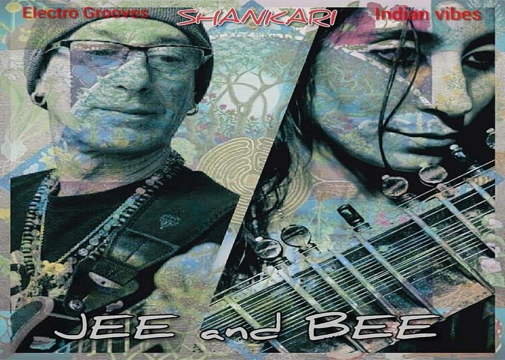 01_JEE_AND_BEE.jpg