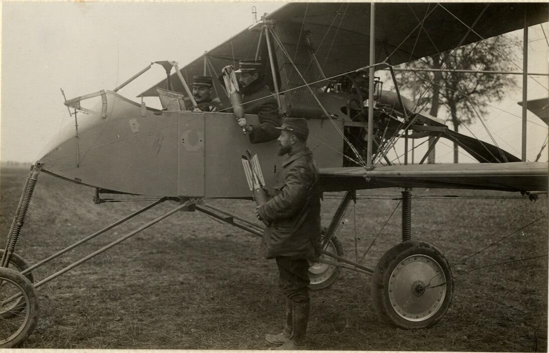 Conférence 11 mai Combattre dans les airs.jpg