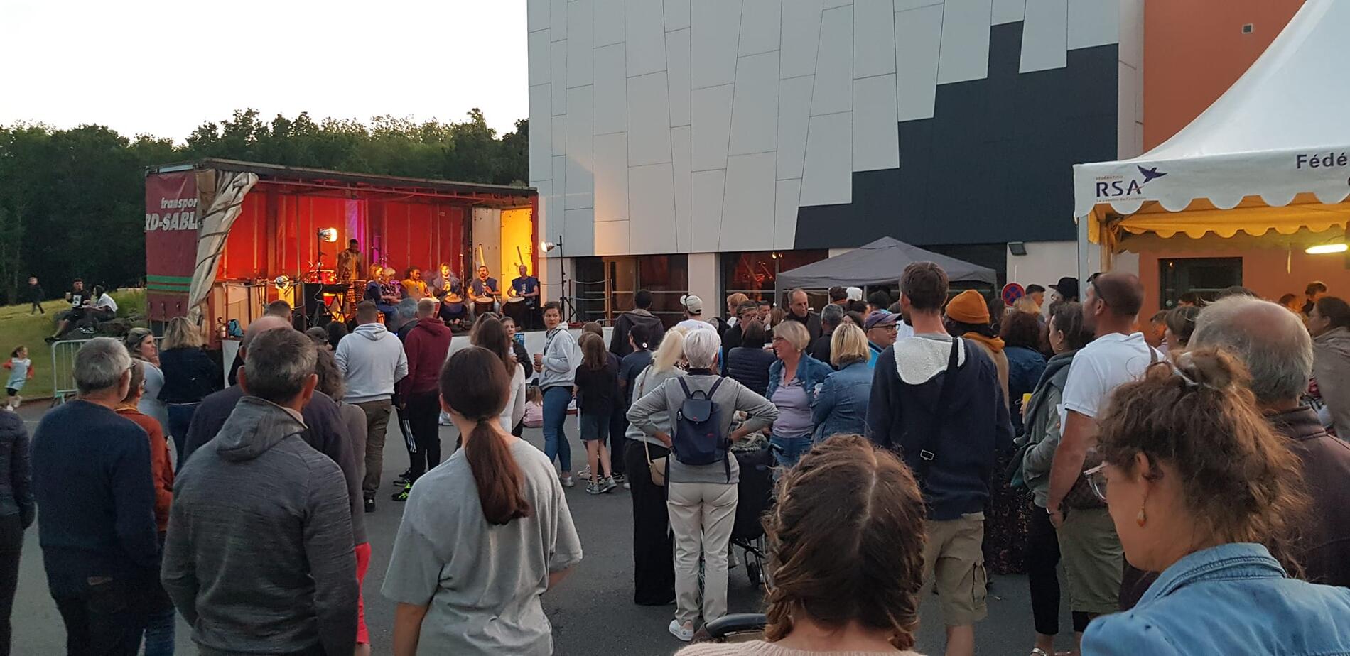 FeteMusiqueLarré1.jpg