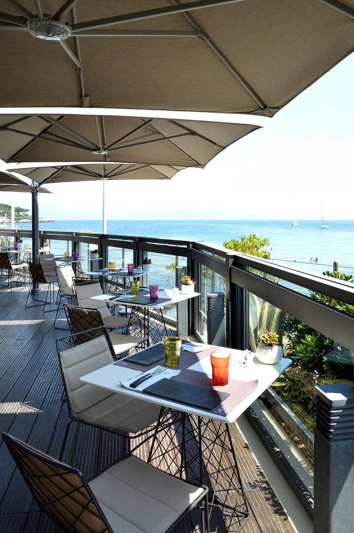 pavillon_beach.jpg