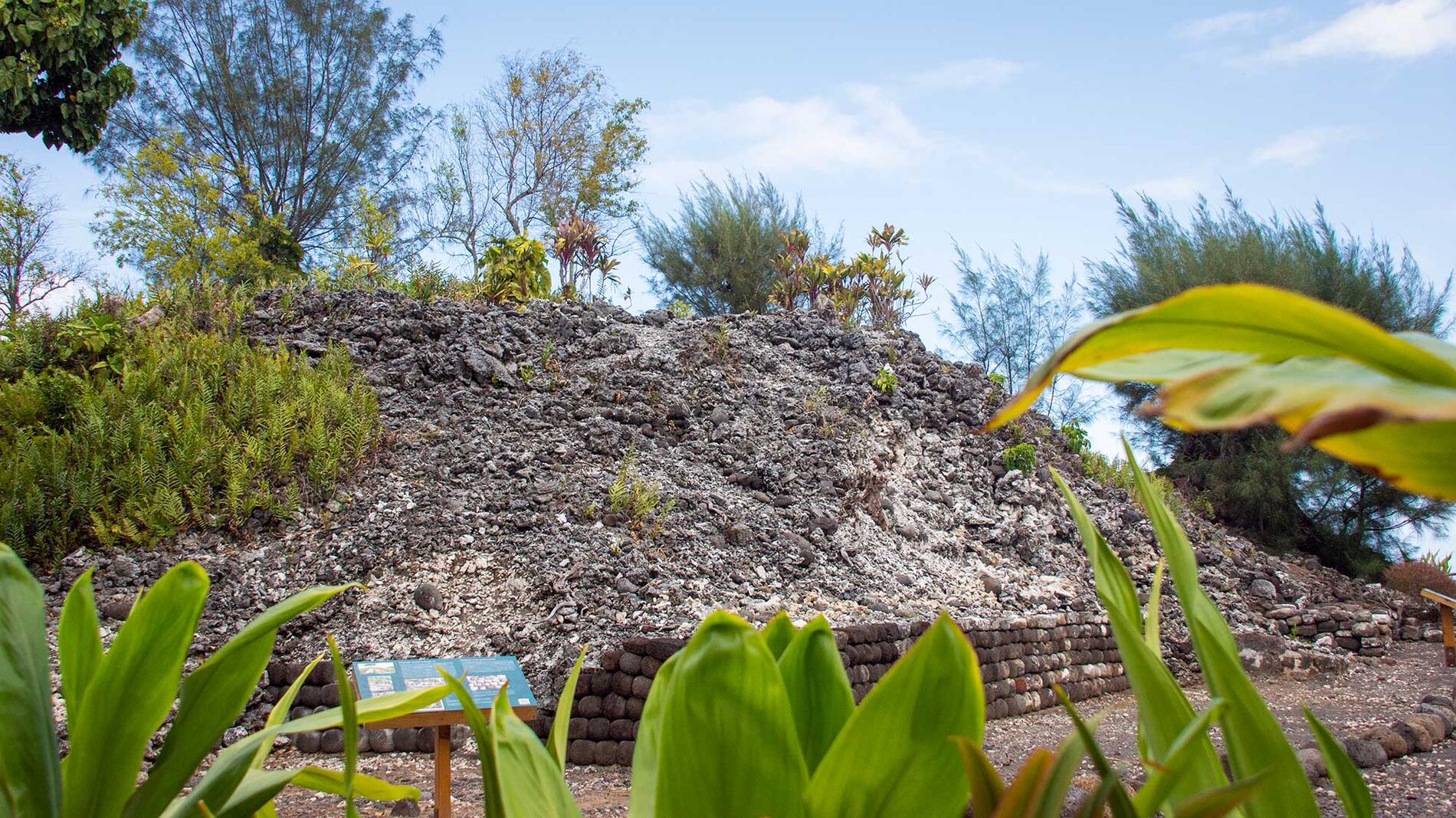 Marae-Mahaiatea_Horizontal-1_© Teriitua Maoni.jpg
