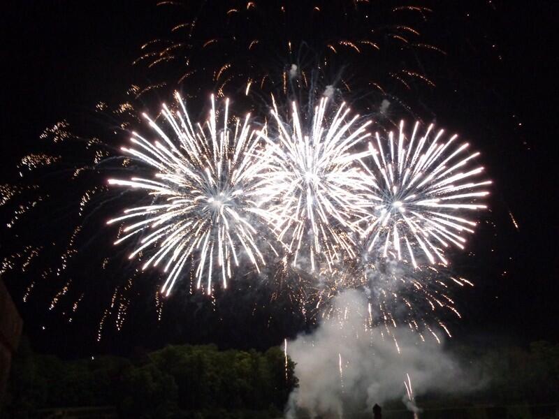 Feu_Artifice_Pays_Roi_Morvan (3).JPG