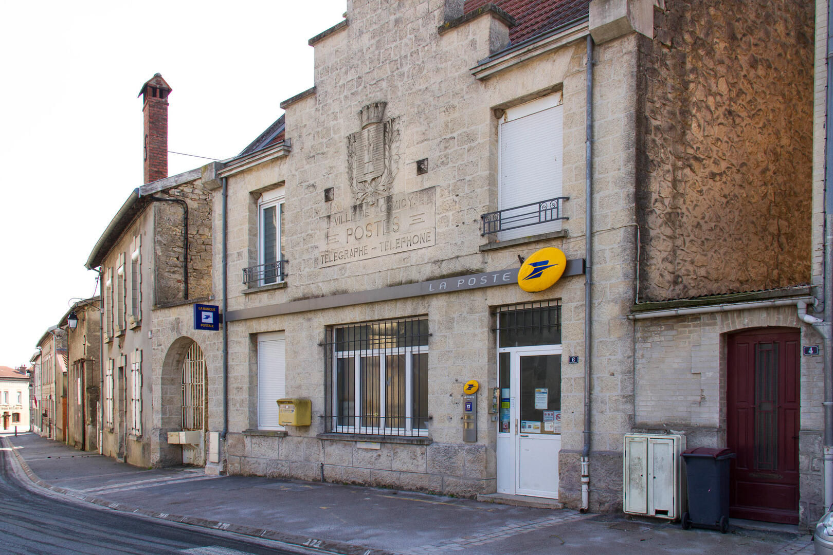 26.La-poste.jpg