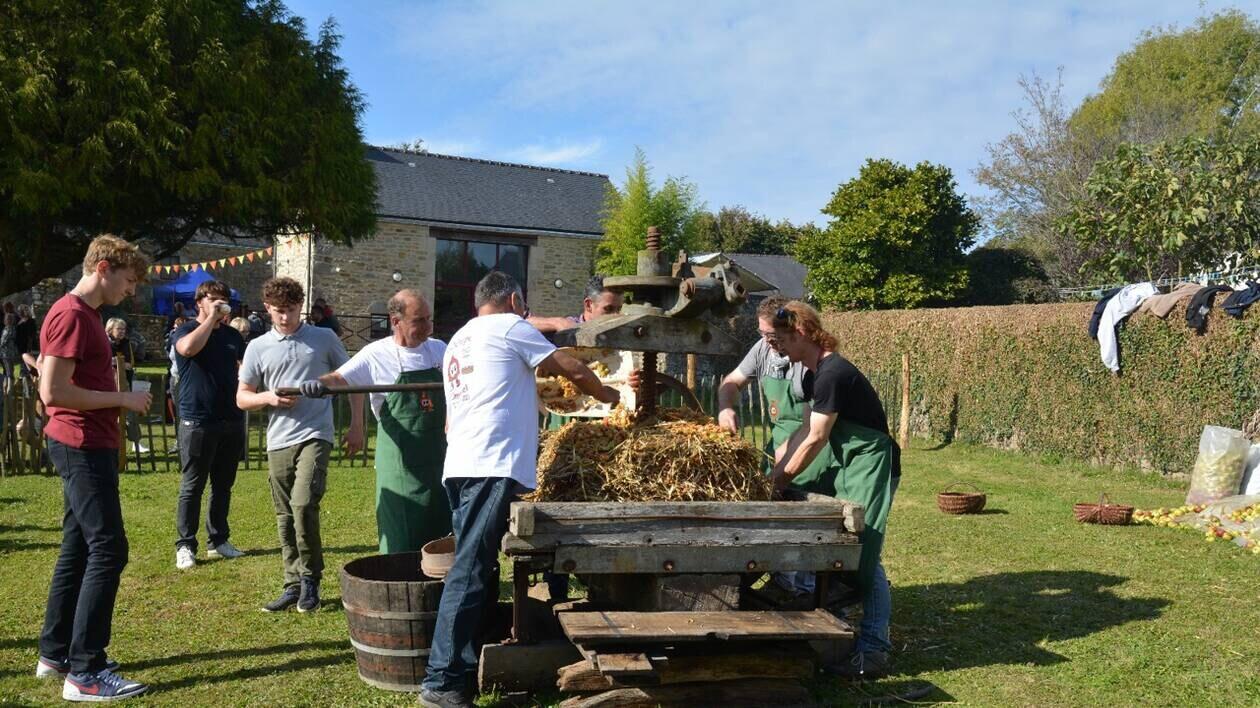 Fête de la Châtaigne - Limerzel.jpg