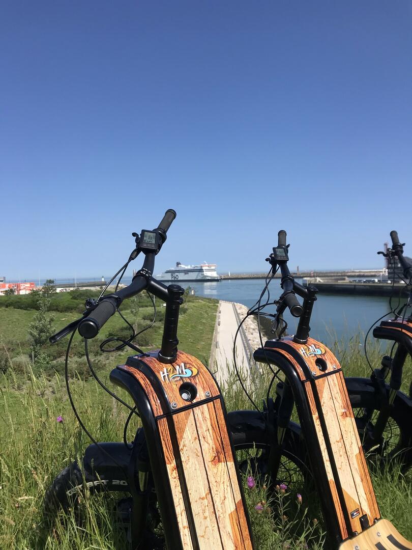 H2M Concept _ trotinette face au port 10.JPEG