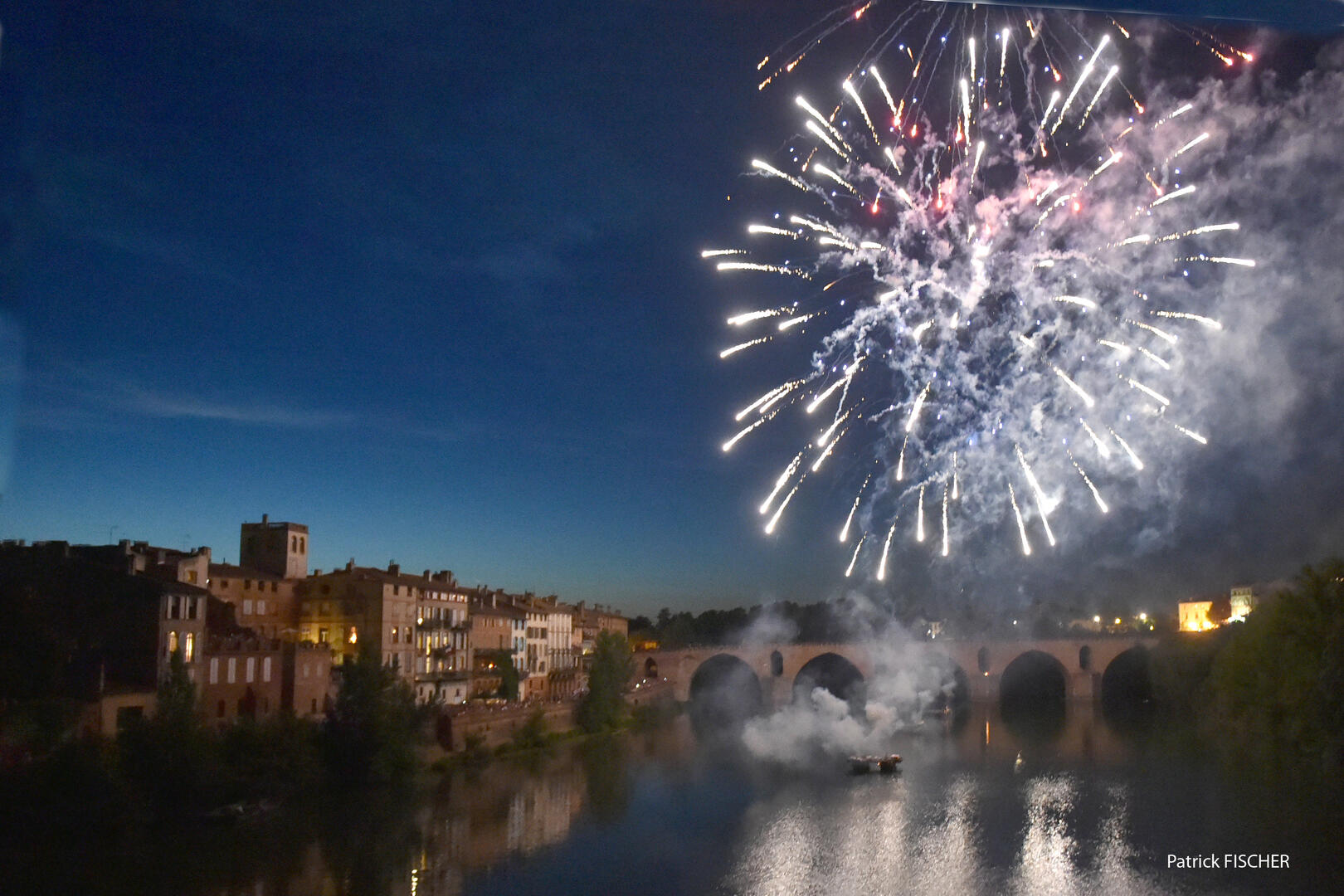 feu artifices @villedemontauban.jpg