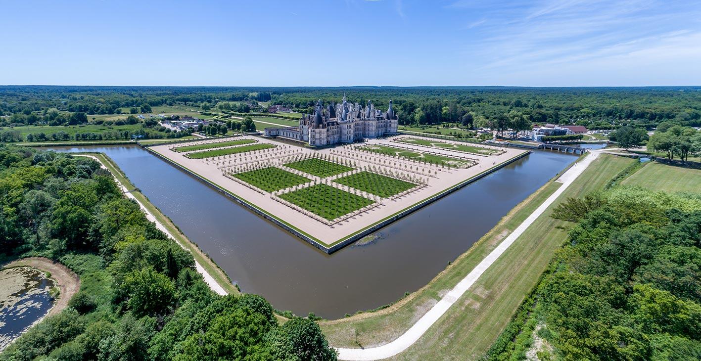 Vue-aérienne-Chambord-©-Drone-Contrast-(4).jpg