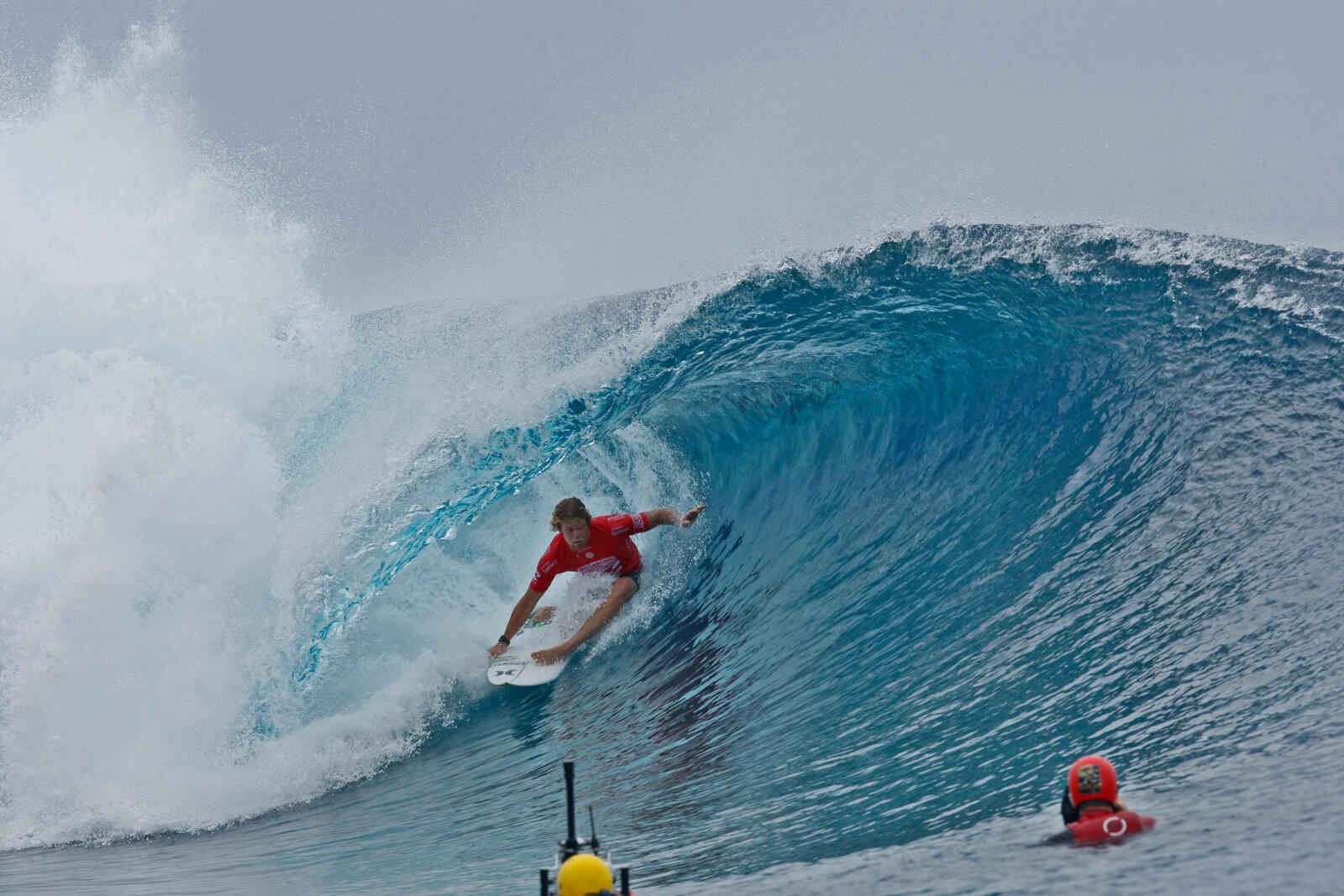 tahiti pro © Steve Dickinson.jpg