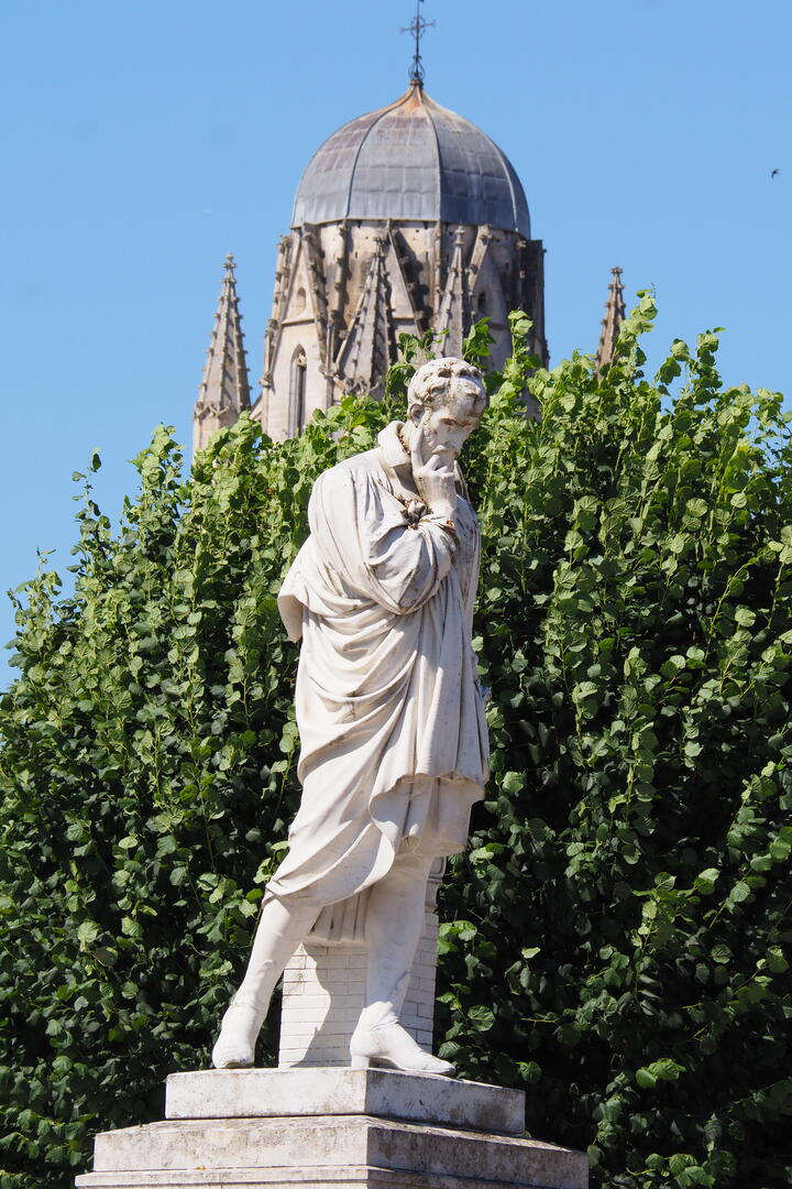 190805-Statue bernard Palissy0 copie.JPG
