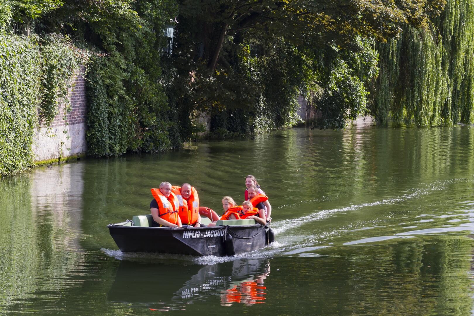 Bateaux-Promenades-Douai- Douaisis-Nord-France (c) AD Langlet.jpg