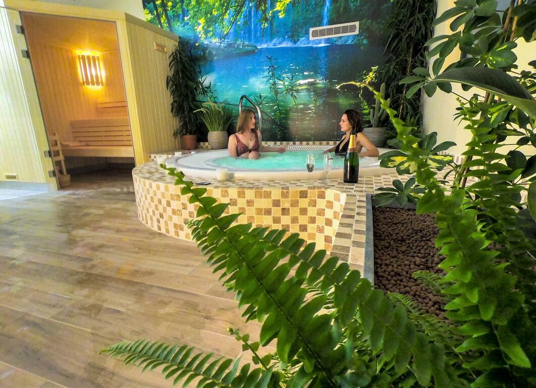 Spa Le PUMA @Lesley Williamson (22).jpg