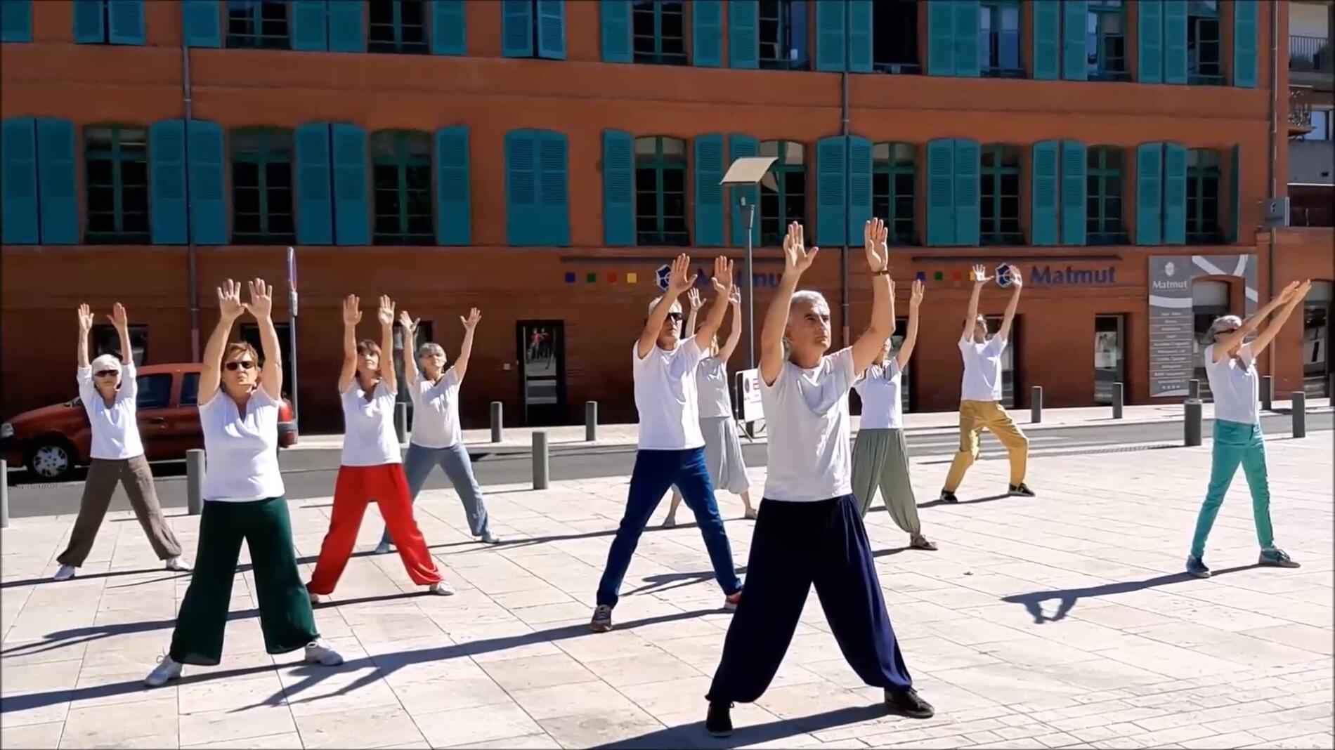18.10.2020 Atelier sensoriel Qi Gong santé.jpg