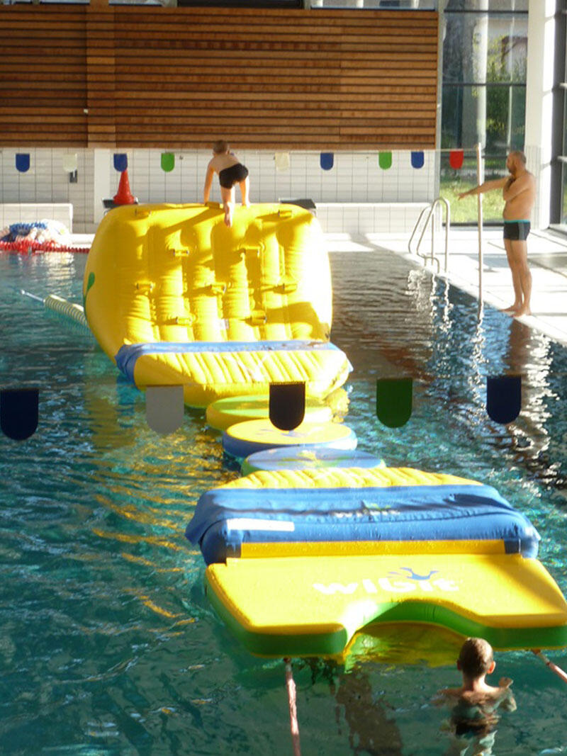 Structure gonflable - Piscine Beau Soleil.jpg