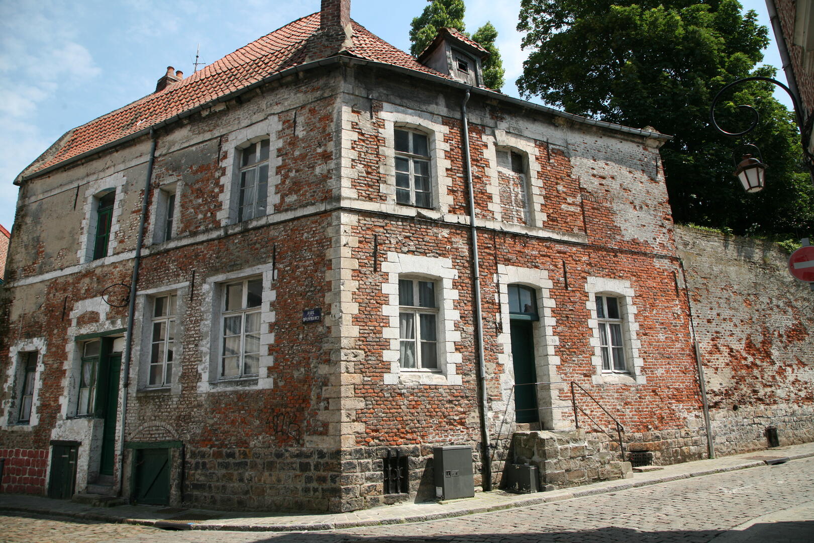 Béthune au Moyen-Age -Copyright office de tourisme Béthune-Bruay.JPG