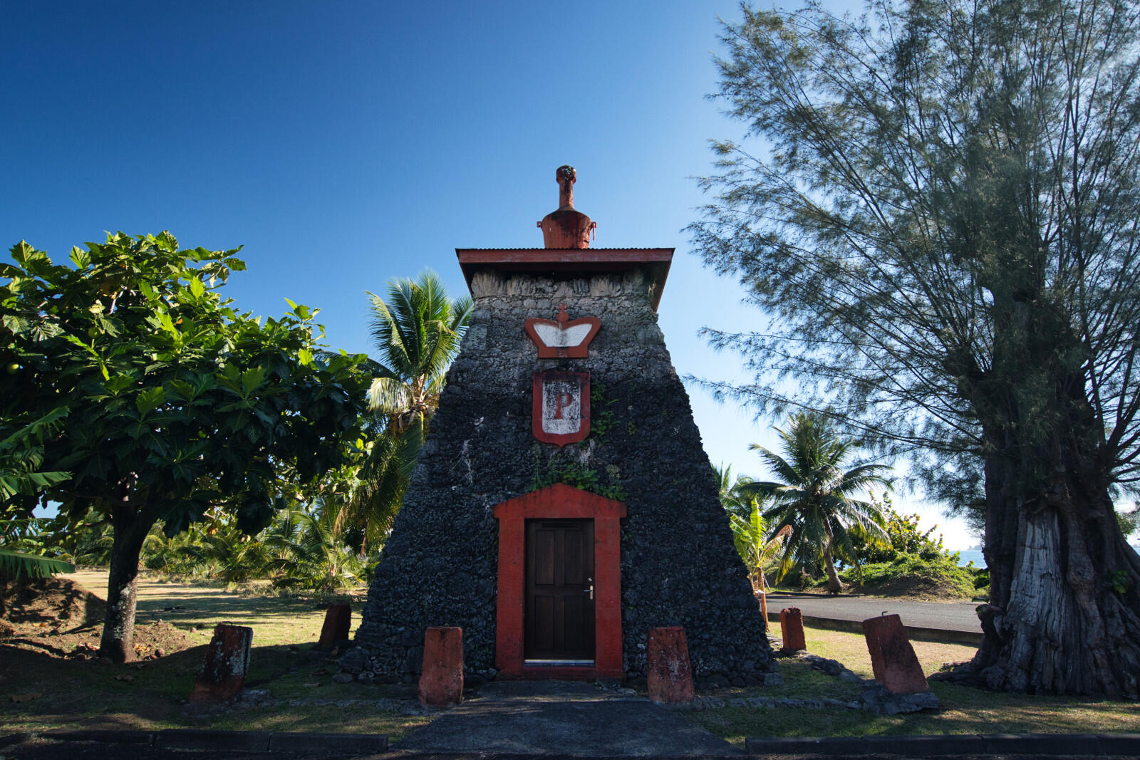 Tahiti - Tombeau du Roi paysage - Tahiti Tourisme © Kristiyan Markov.jpeg