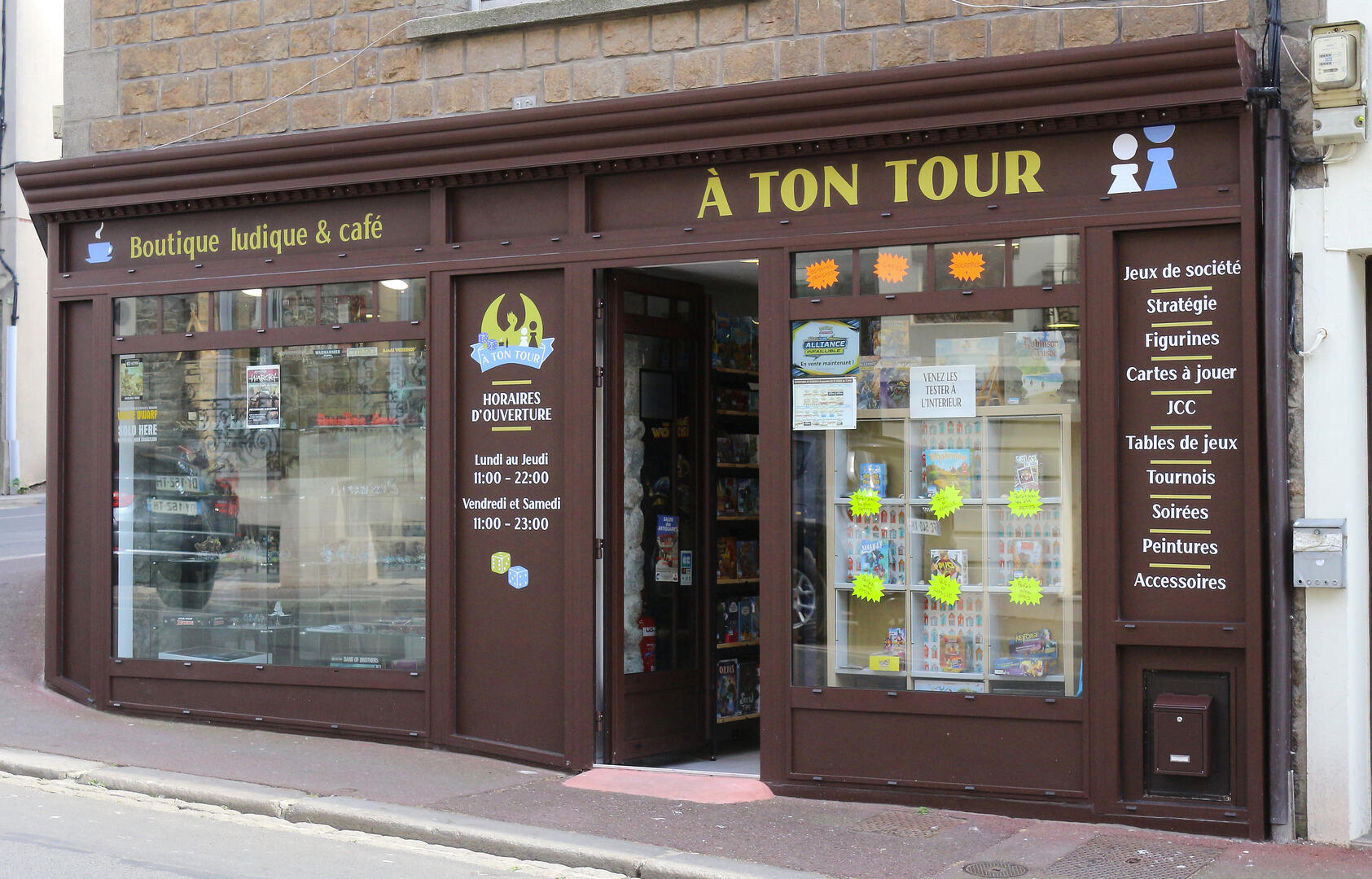 A ton tour.jpg