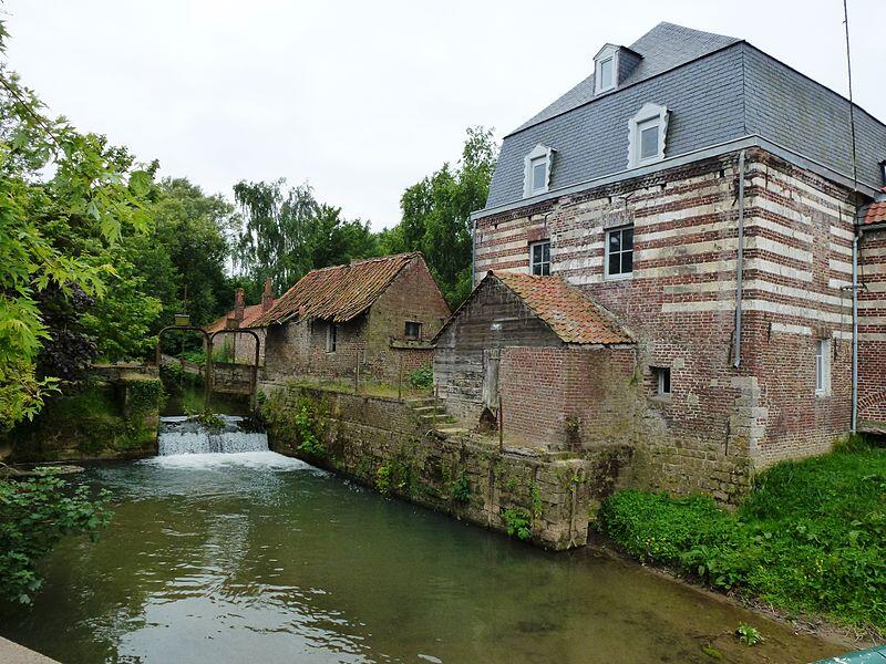 800px-Witternesse_(Pas-de-Calais)_moulin_sur_La_Laquette_01.JPG