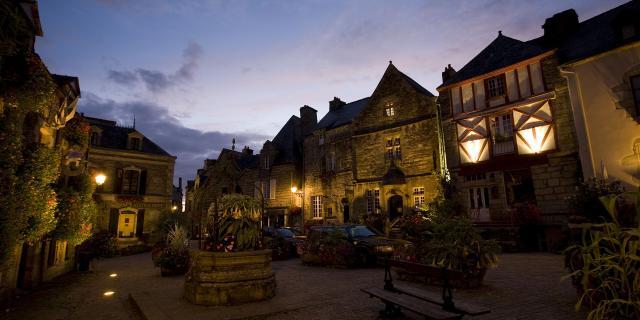nuit-rochefort-en-terre-02-640x320.jpg