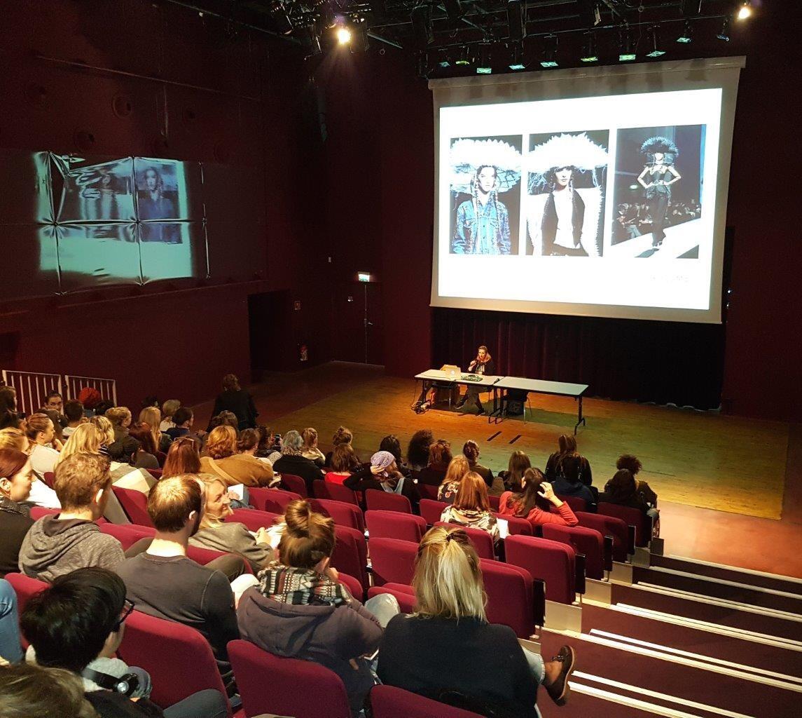conférence Amis des musées de Calais.jpg