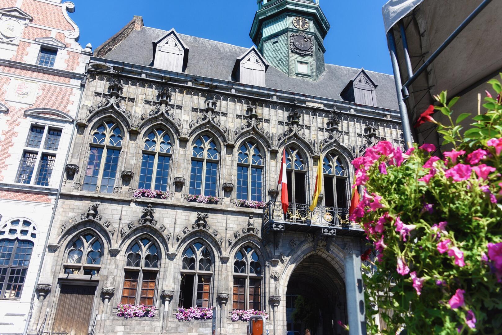 Grand-Place@Ville_de_Mons_Oswald_Tlr (17).jpg