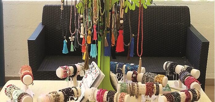 ARTISANAT_MAGY-BIJOUX-p1.jpg
