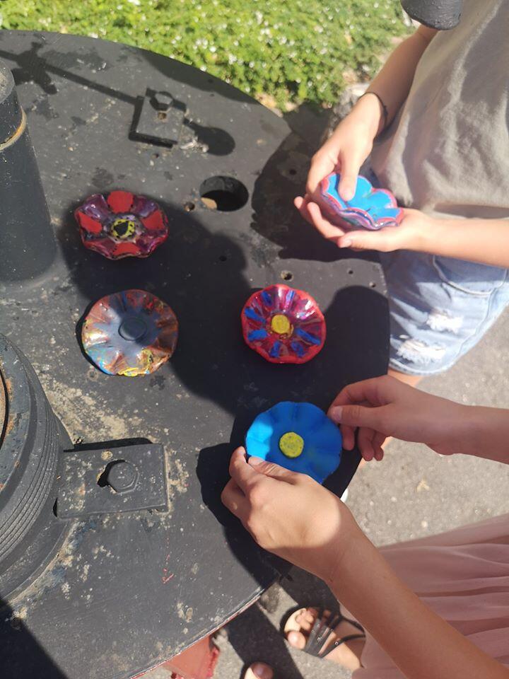 peinture sur verre à bayel.jpg