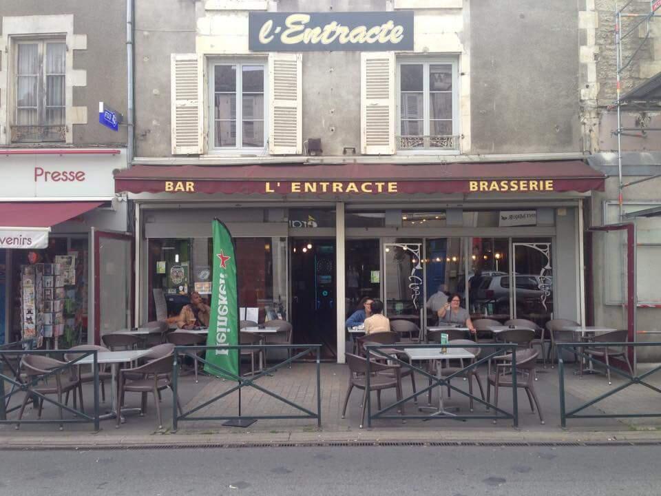 bar-l'entracte-fontenay-le-comte-85200-1.jpg