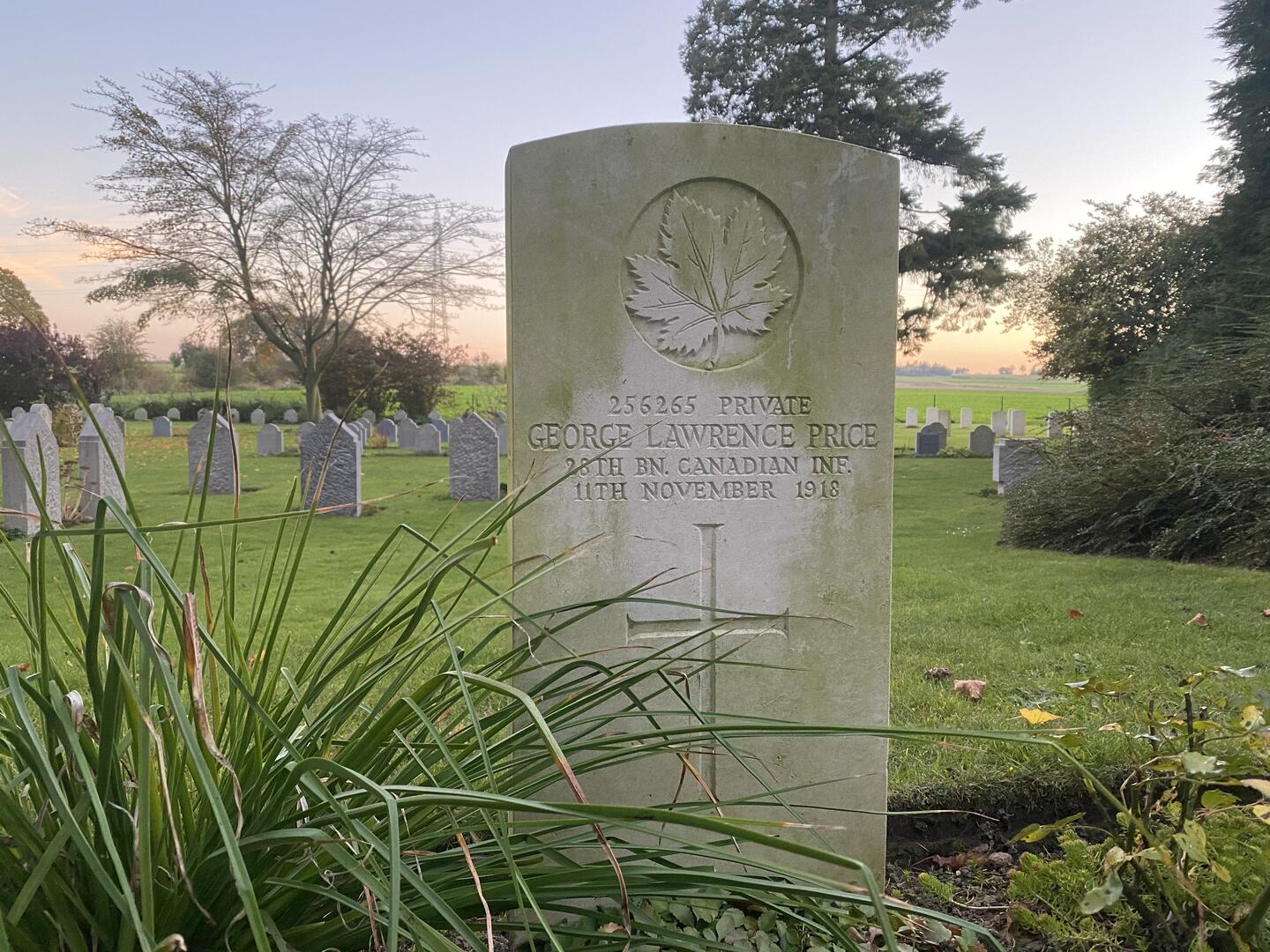 cimetiere_militaire_st-Symphorien_visitMons_Manon_Crombois_(14).jpeg