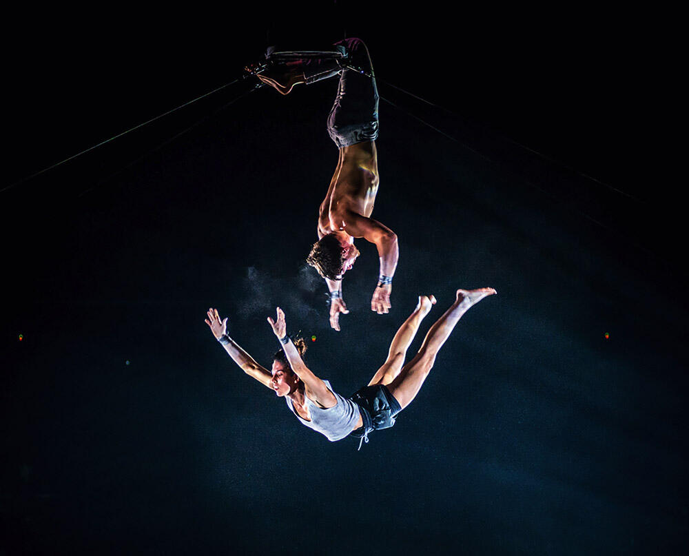 spectacle voltige ningura palabra - feux d'hiver 27 au 31 dec.jpg