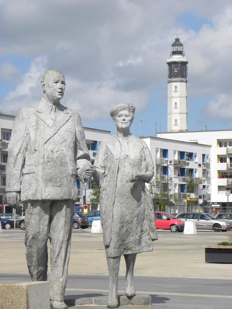 statue De gaulle-Vendroux Photo OTICCO (5).JPG