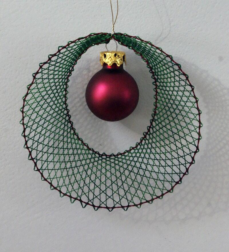Atelier-dentelle-fuseaux.jpg