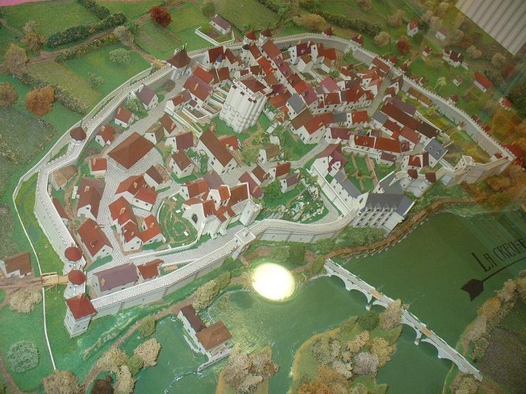 Maquette_cité_médiévale_La_Roche_Posay (1).JPG