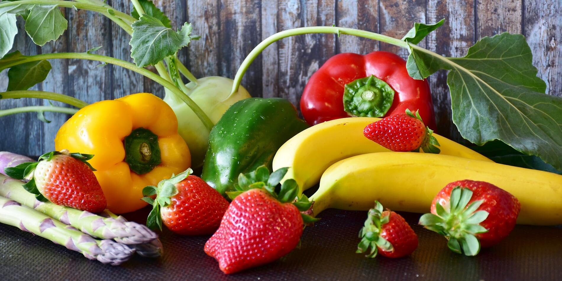 fruit-g7bd132b3b_1920.jpg