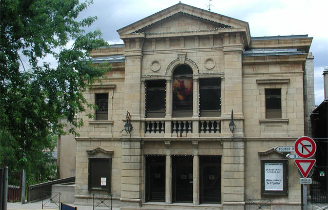Cinema-trianon.jpg
