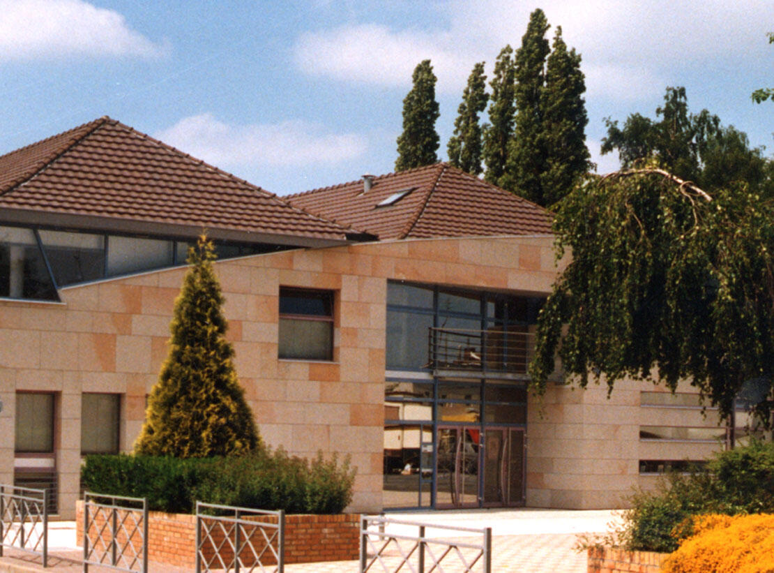 Valenciennes-MJC-Vue extérieure.jpg