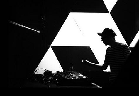 bigroom.JPG