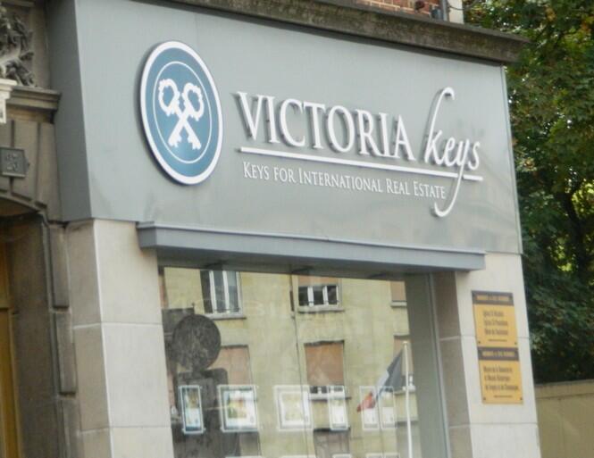 Victoria keys.jpg