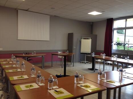 salle de seminaire fontarabie.jpg